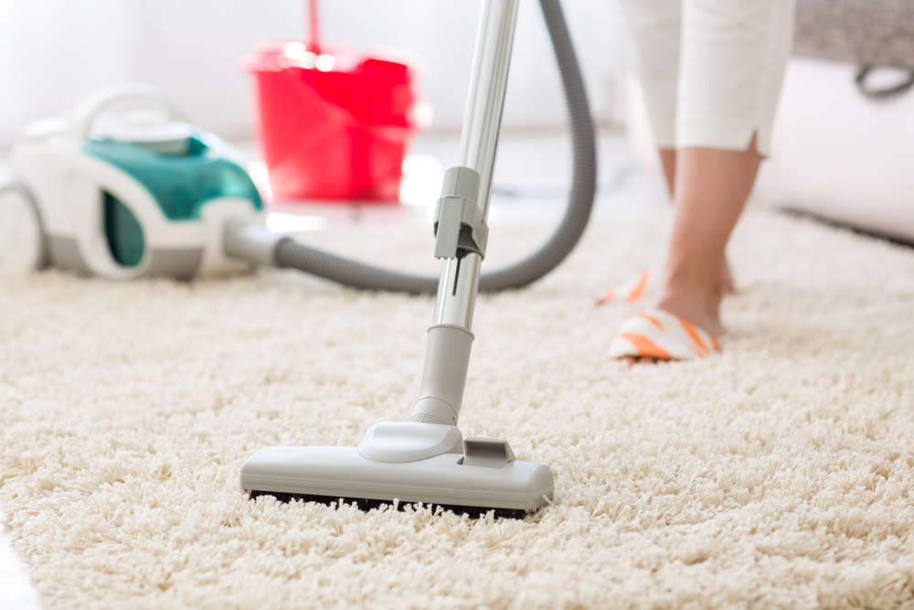 Why hire a professional for carpet shampoo service?